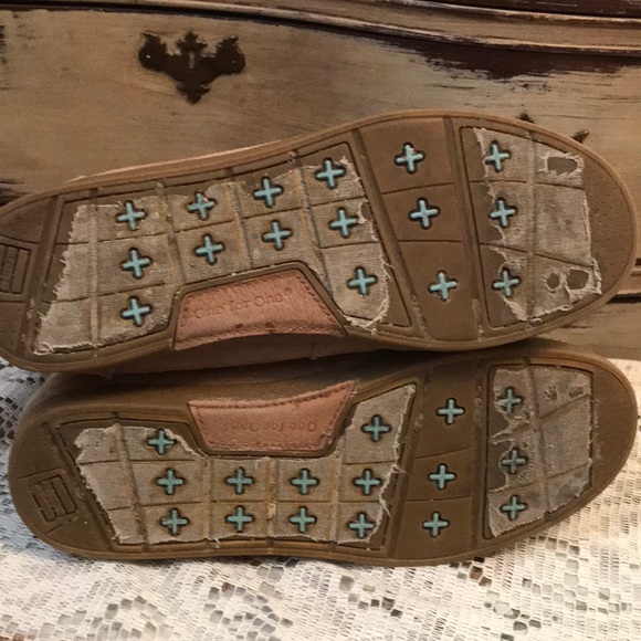 TOMS moccasin boots - Picture 3 of 8